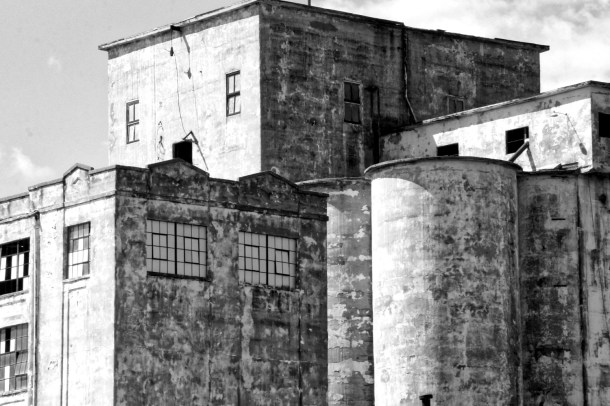 oldflourfactory_bnw_lindajamesphotography__