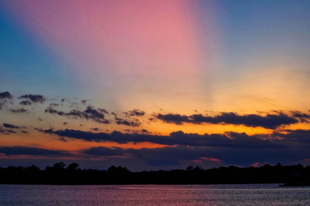 RainbowSky2_LindaJamesPhotography_2019_Fotor